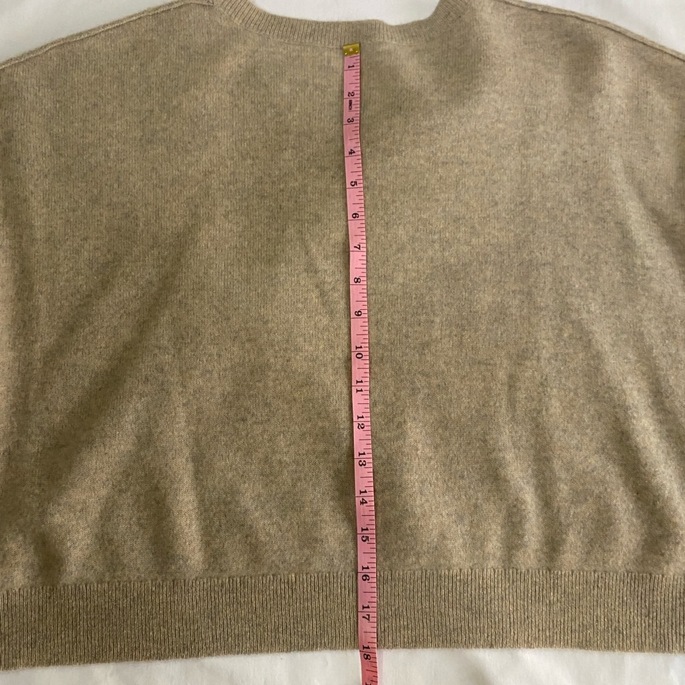 PILCRO Beige Heather 100% Cashmere Cropped Oversized Exposed Seam Sweater M - Picture 7 of 7